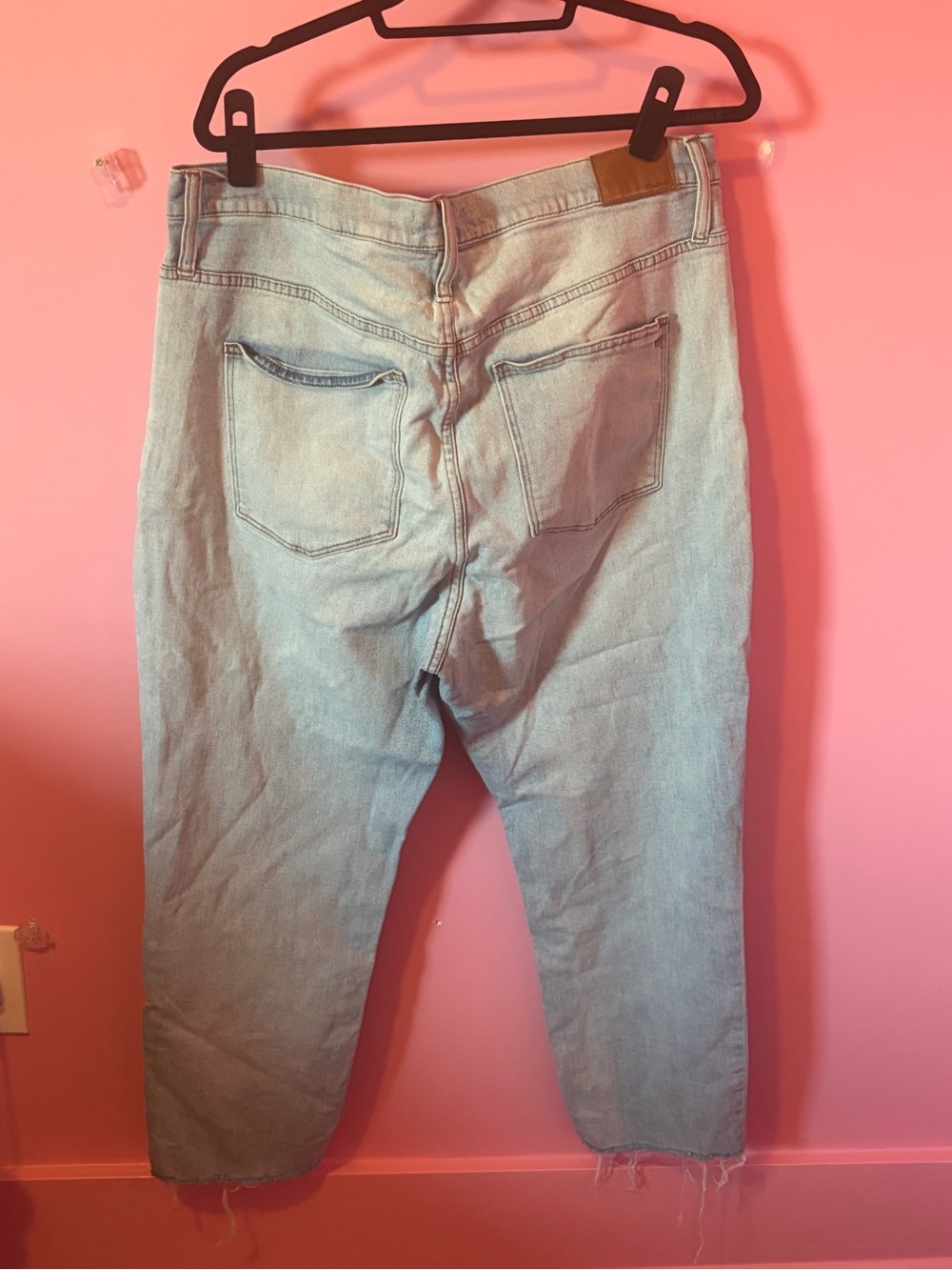 madewell high rise slim crop boyjean size 34 distressed hem light wash - Picture 3 of 4